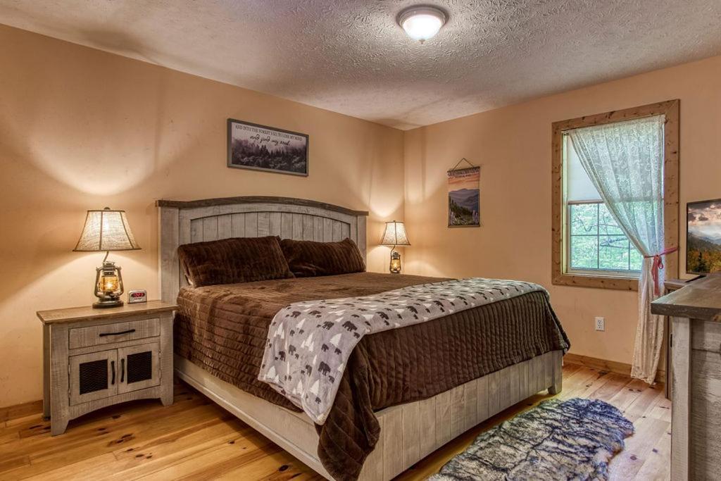 Laurel Cottage, 1089 Free Tickets Each Paid Day, Dollywood And More سيفيرفيل المظهر الخارجي الصورة
